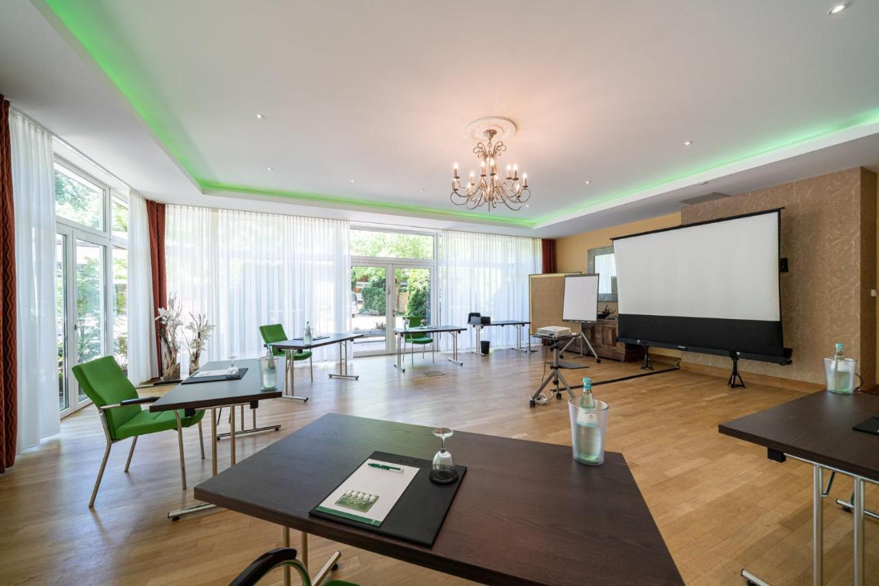 Waldhotel Tannenhaeuschen Везель Екстер'єр фото