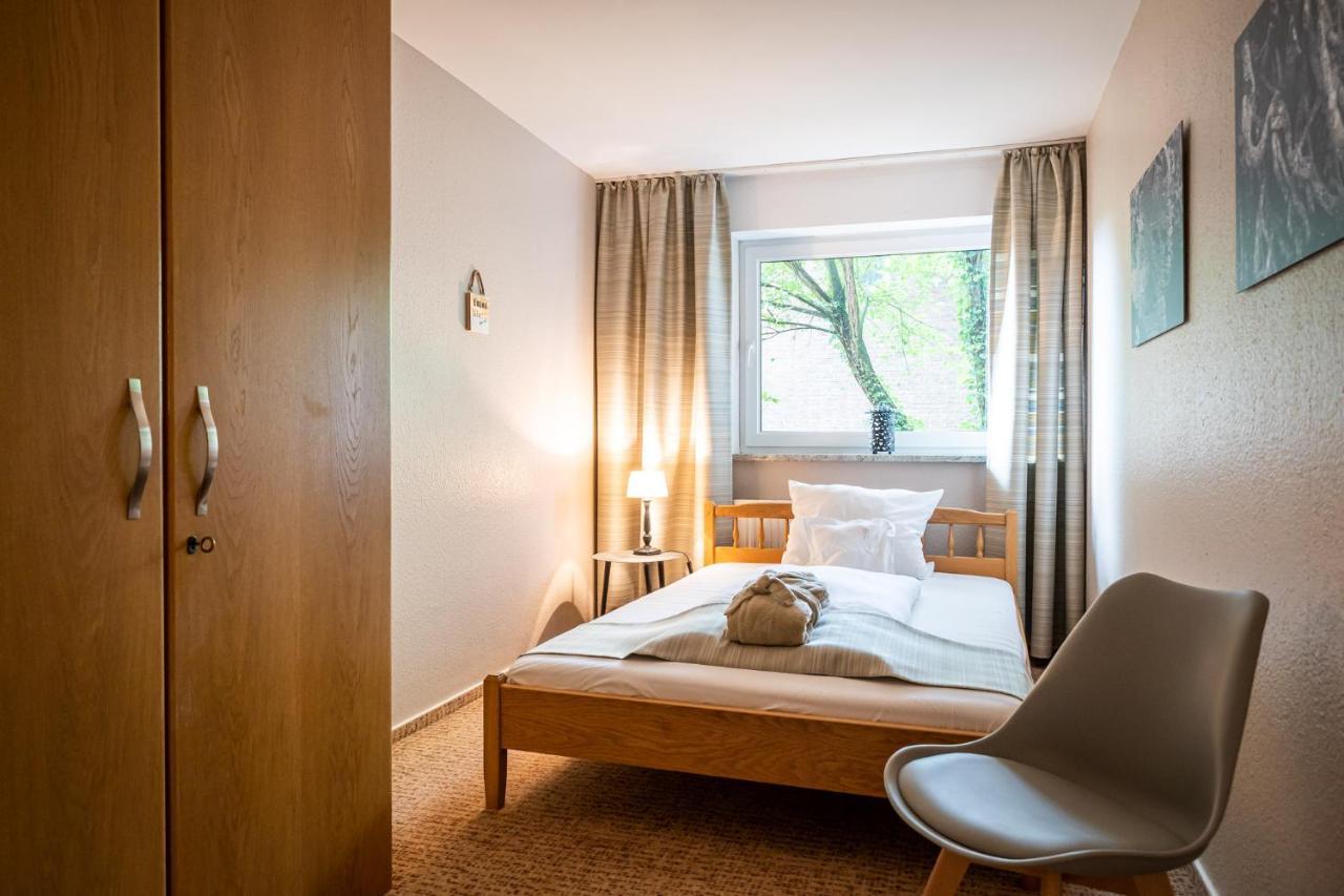 Waldhotel Tannenhaeuschen Везель Екстер'єр фото